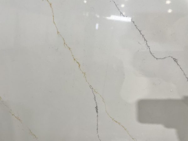 LK6015 - Golden White